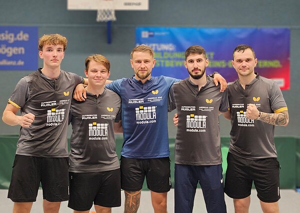 Der Oberliga-Kader von "Post I" in der Saison 2026/2027 (v.l.): Timo Seidel, Atem Khymenko, Nestor Wasylkowski, Mohammad Mosavi Taher, Ihor Zavadskyi