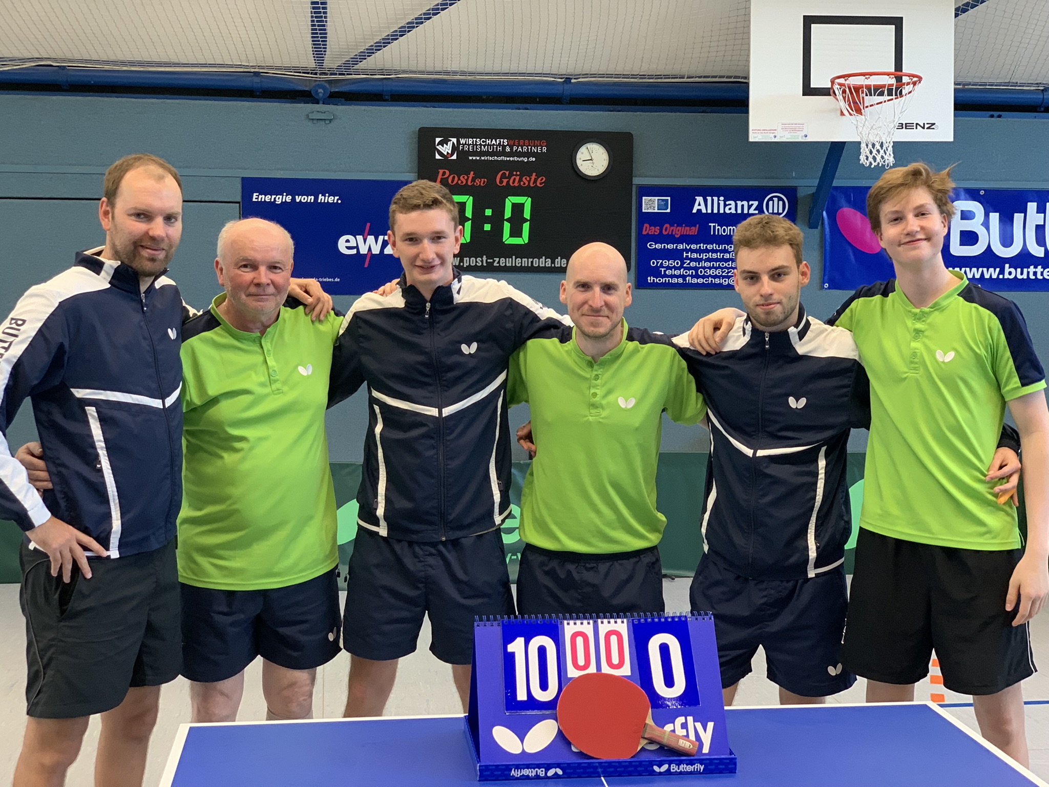 Post-I-Relegation-v.l.-Urbanek-Cecava-Höfer-Vesely-Haas-Kazuch-05-2022.jpeg 